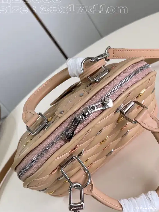AAA Replica Ru LOUIS Alma VUITTON Nano 0526